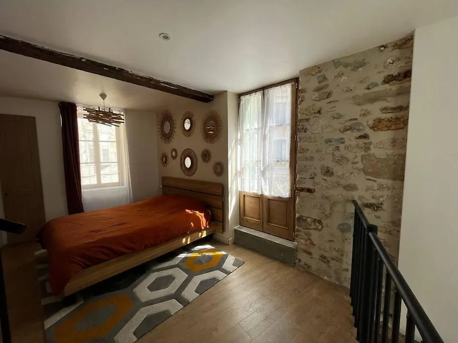 Holiday home Maison Suspendue Avec Jacuzzi Privatif Pont-en-Royans